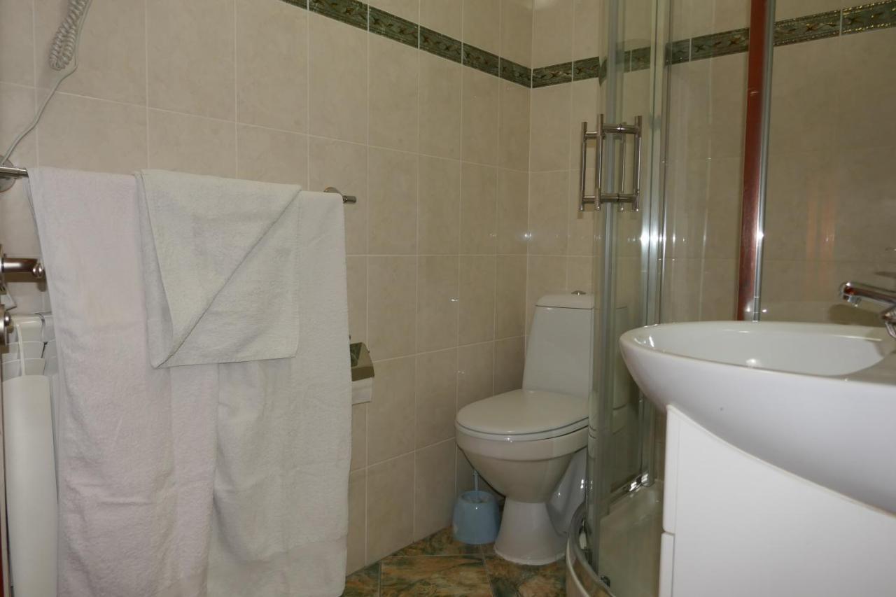 Лелека Konuk evi Dilyatyn Dış mekan fotoğraf